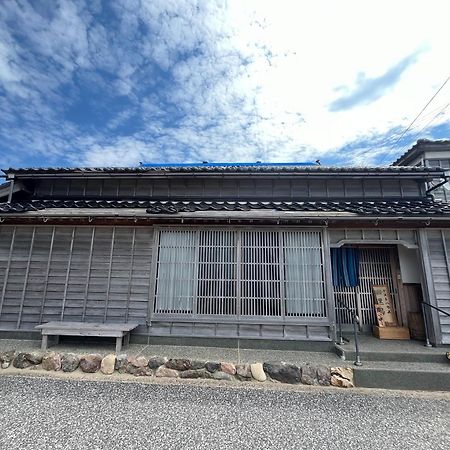 ゲストハウス黒島 Anamizu Экстерьер фото